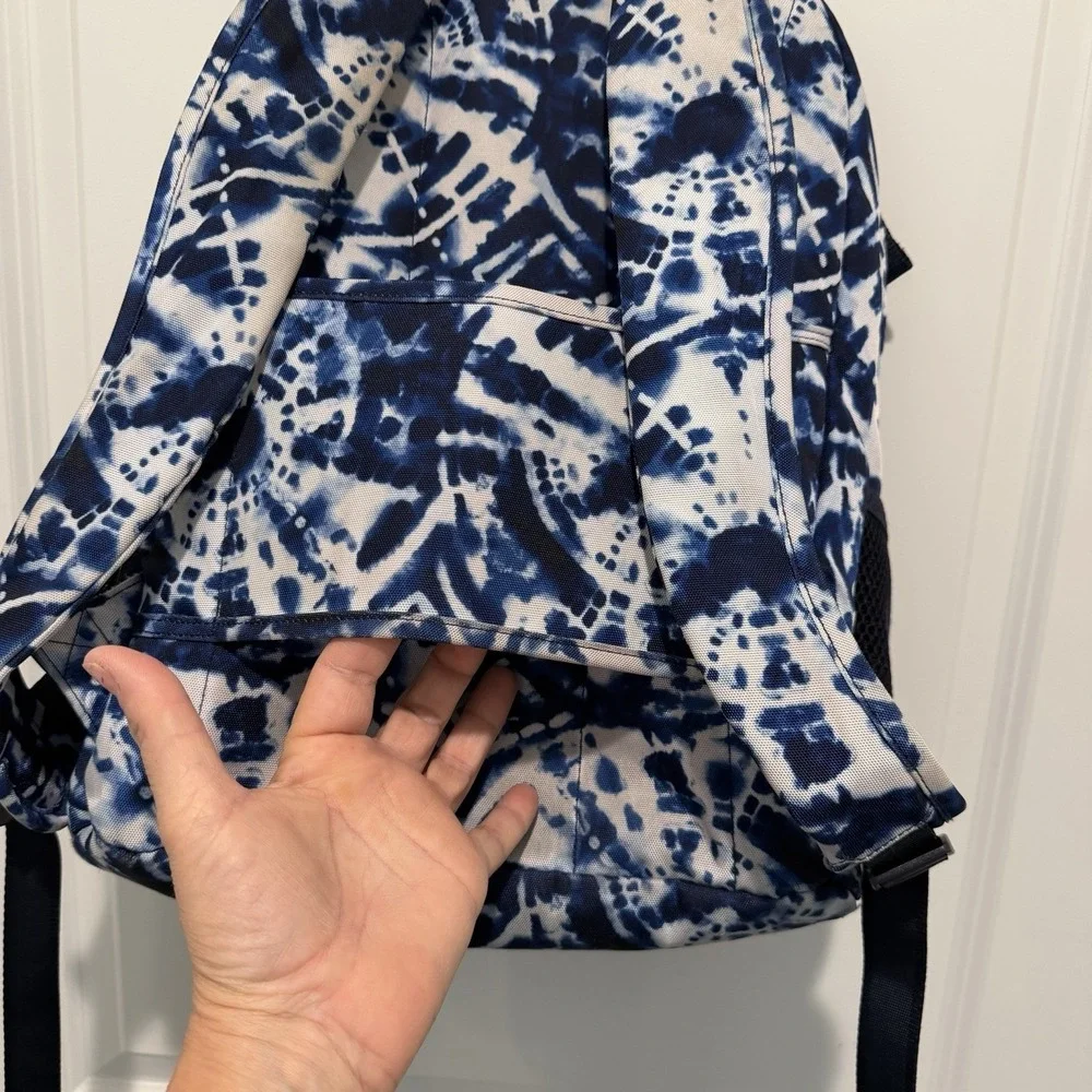Vera Bradley Small Backpack In The Island Tile Blue Pattern. Excellent Condition
